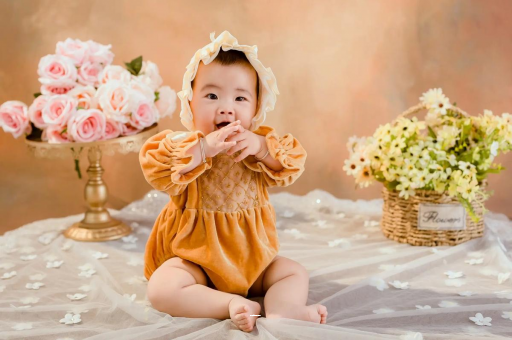 晋江五个月的宝宝可以坐吗 晋江五个月的宝宝可以坐吗